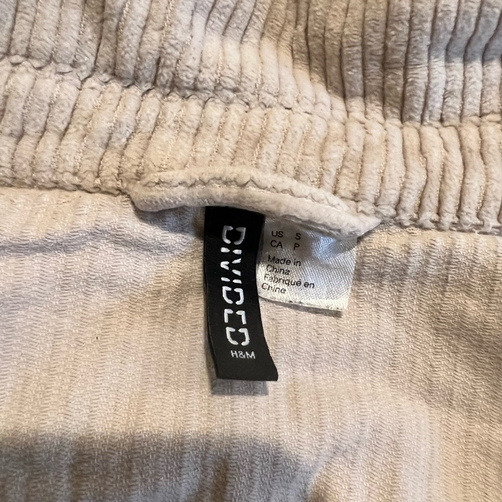Cream Oversized Shacket Size Small - image 3